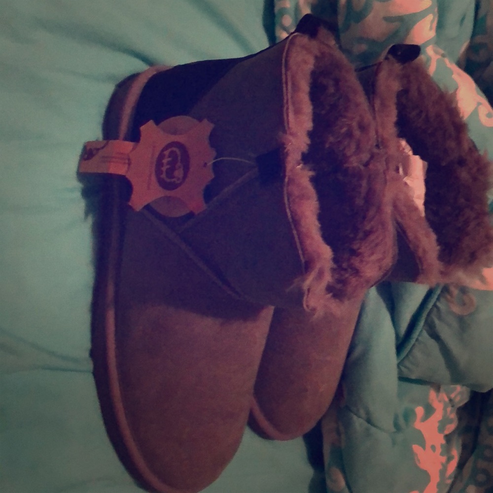 Lamo booties